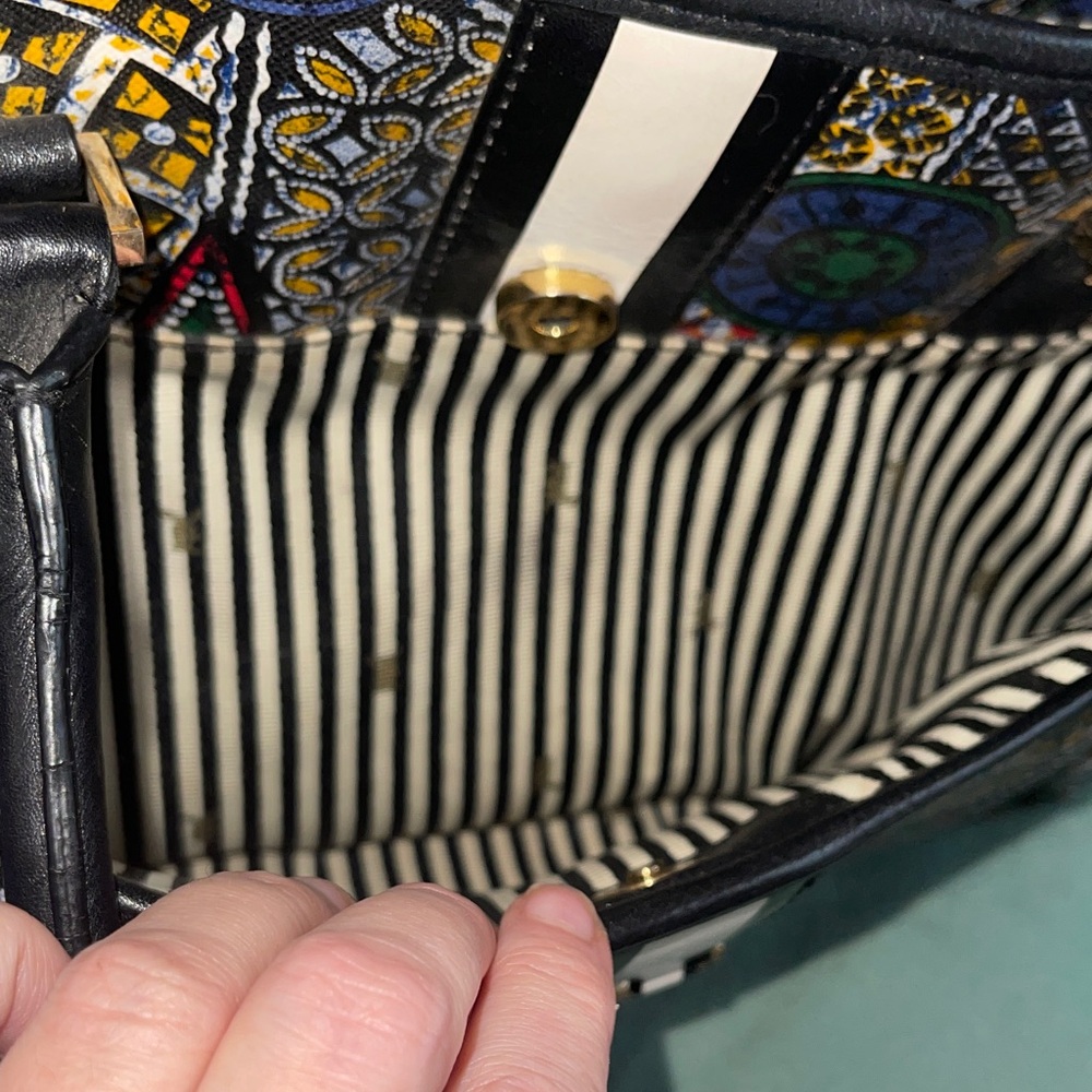 L.A.M.B. Expandable Leather & Canvas Multicolor Patterned satchel Bag. - Picture 6 of 7